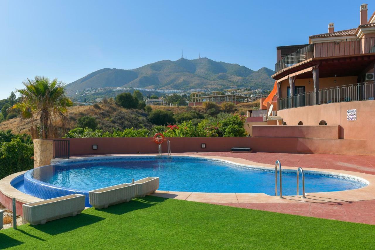 Bluebenalmadena 200Meters From The Beach With Jacuzzi And Rooftop Terrace (Adults Only) Dış mekan fotoğraf